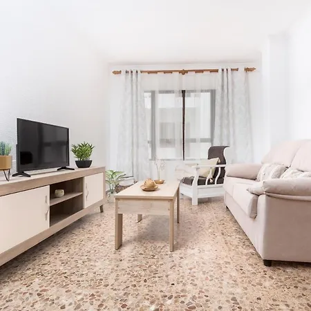 Home2book Cozy Near The In شقة *